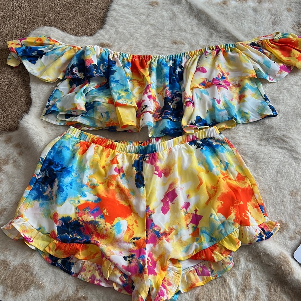 Colorful set